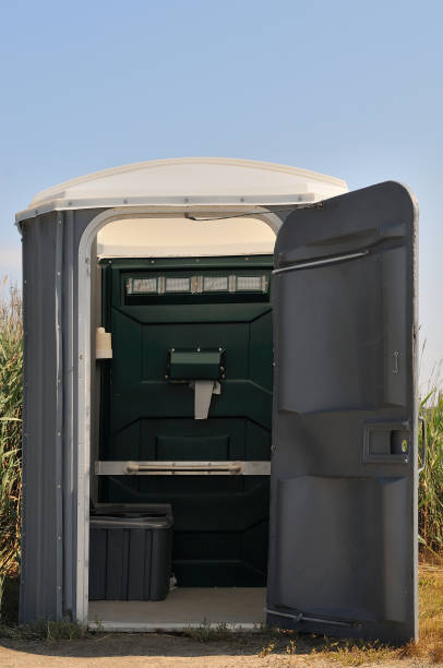 Best Portable toilet rental cost  in Canterwood, WA
